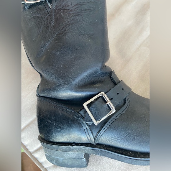 Frye Fleece Lined Engineer boots - Picture 14 of 16